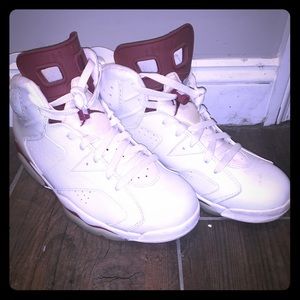 Men’s Jordan 6 Retro Maroon Size 12